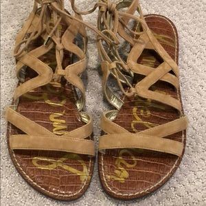 Sam Edelman flat beige sandals size 10